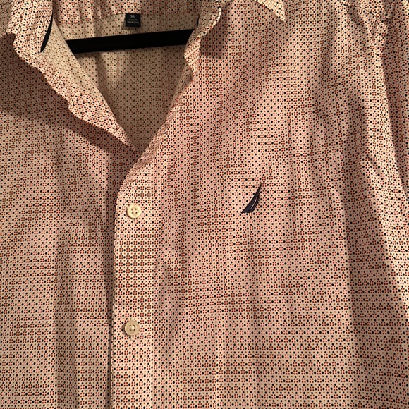 NWOT Nautica | red white and blue print short sleeve button down shirt - Picture 2 of 4